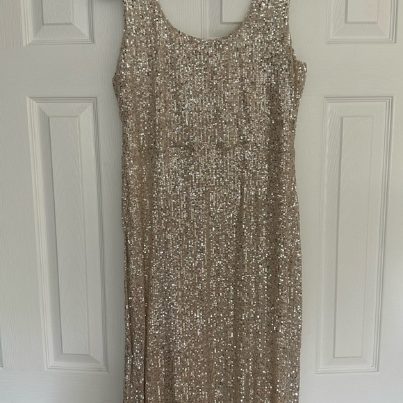 New with tags Fashion Nova sequin gown - Picture 3 of 3